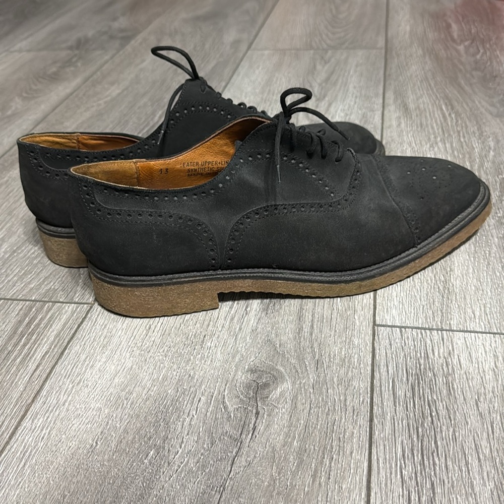 Neiman Marcus Mens Black Leather Derby Shoes - Picture 2 of 7